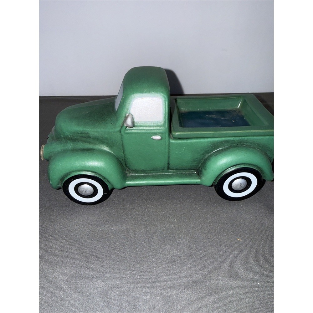 ScentSationals Vintage Truck, Hot Plate Wax Warmer Retro style, Green, Tested